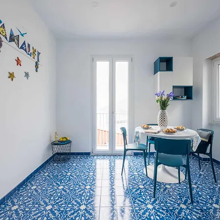 Blue Luxury House Vista Mozzafiato Apartment *