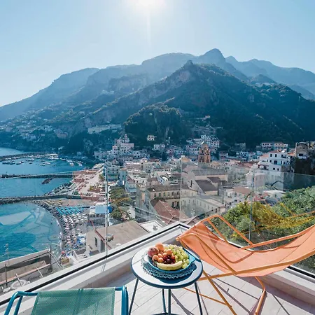 Blue Luxury House Vista Mozzafiato