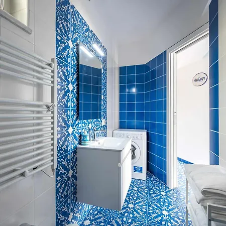 Blue Luxury House Vista Mozzafiato Apartment