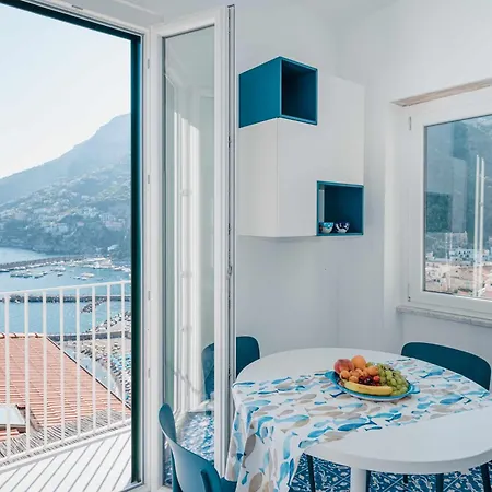 Blue Luxury House Vista Mozzafiato Apartment